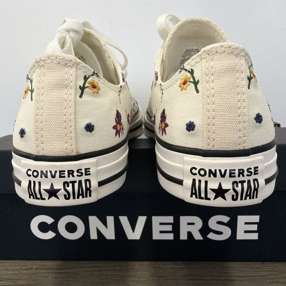 Converse Chuck Taylor All Star Embroidered Floral Low White Unisex Womens Size 7 - Picture 5 of 10